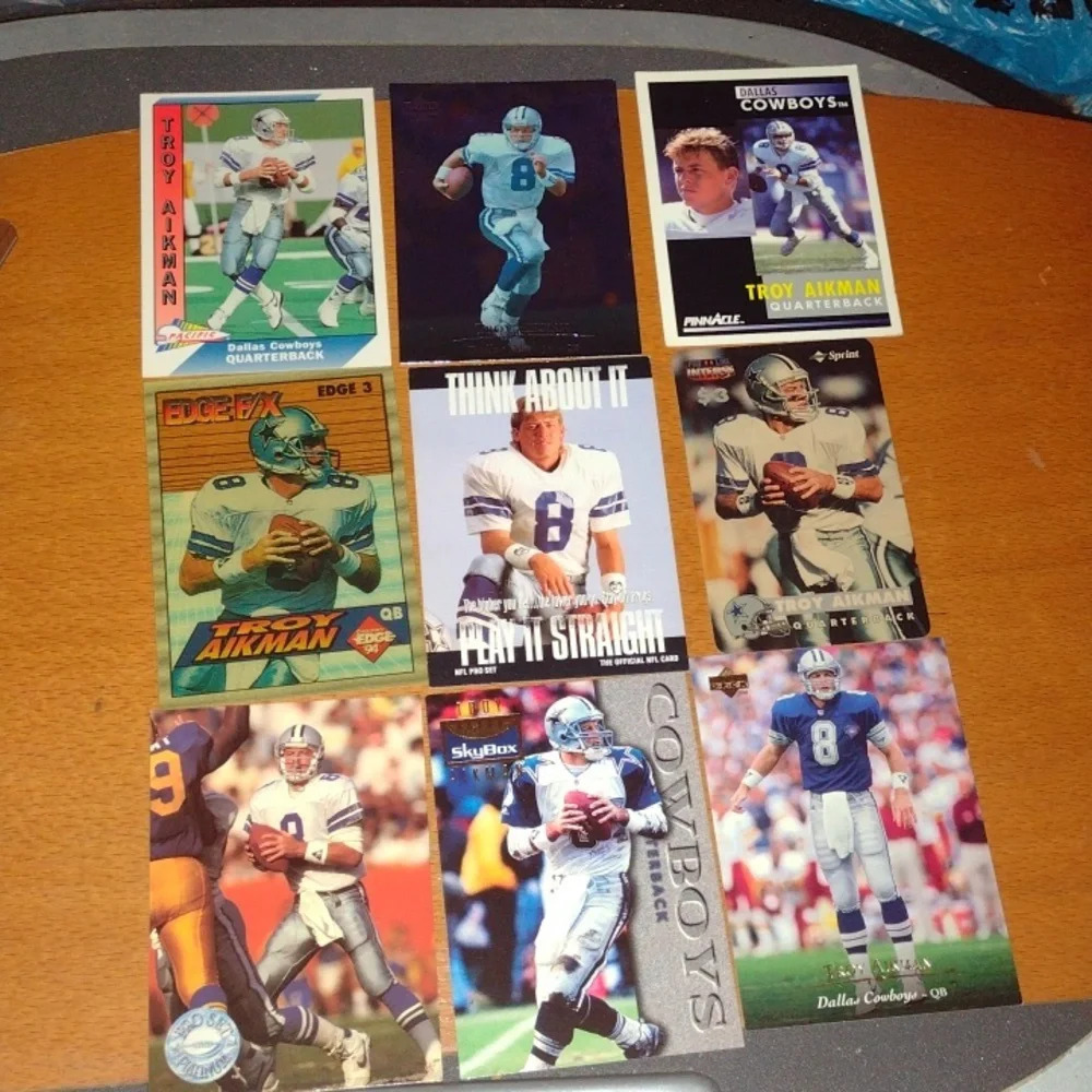 Troy Aikman FB CARD LOT
